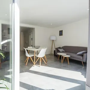 appartement-de-luxe-2-chambres-totalement-rnov.bruges-hotels.info/